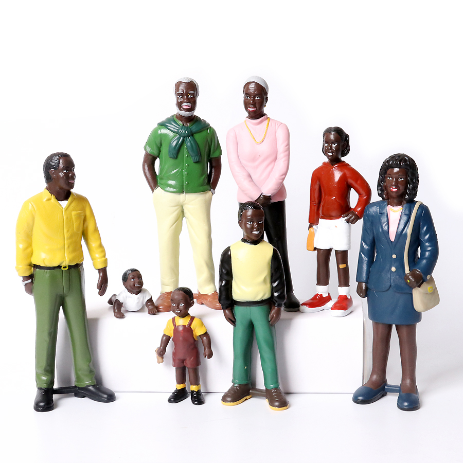 Realistic Multi-Cultural Famil - Baby Products Pictures recension och pris